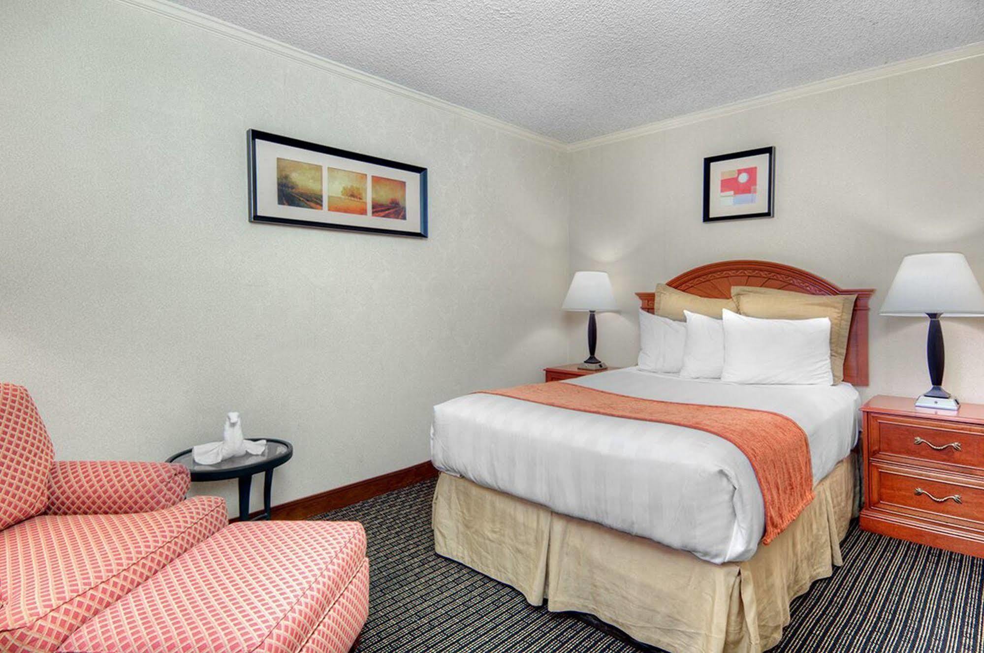 Los Prados Hotel San Mateo Extérieur photo
